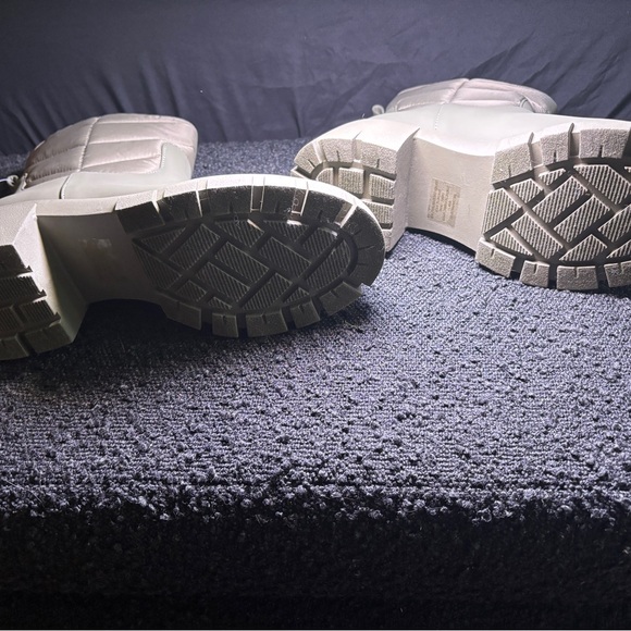 Steve Madden Women's Olive green Ankle Booties - Picture 8 of 8